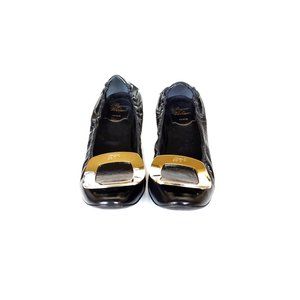 ROGER VIVIER 37 Black Patent Leather Kitten Heel Pump *LOVELY* Womens Si…
